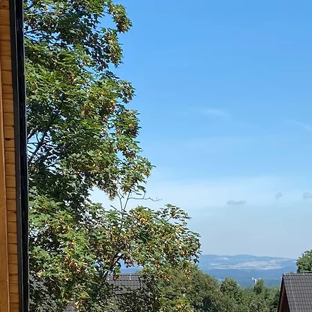 Hill Pogodny, Blisko Do Dworca Pkp